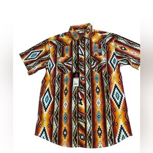 New with tags Western style boys size LARGE short sleeve shirt with snaps.
